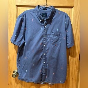 American Eagle Men's seriously soft Button-Up Short-Sleeve Surfboard Shirt